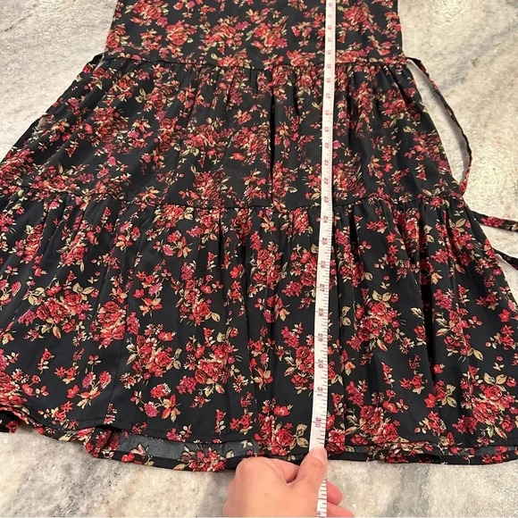 Band Of Gypsies Mini Dress Black Red Floral Tie Waist Open Back Size XS - Picture 9 of 11